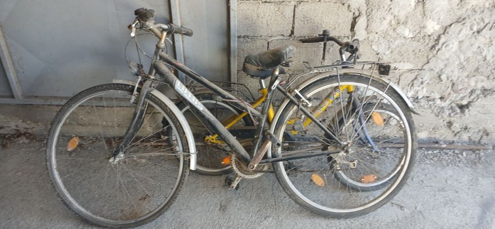 Biciclete de vanzare
