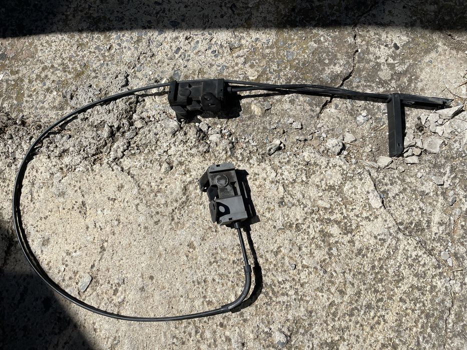 Mercedes w205 предна облицовка ключалка преден капак буфер греда