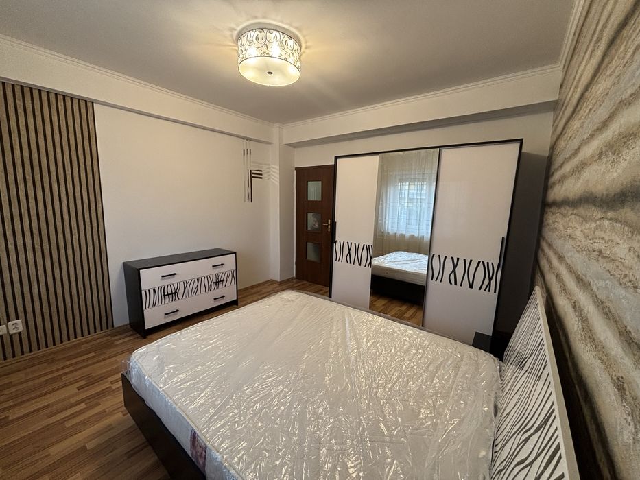 Apartament 3 camere de inchiriat cartier Vasia