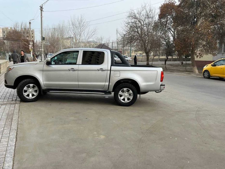 Jac T6 пикап сотилади