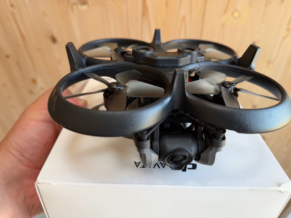 Drona DJI Avata folosita, perfect functionala