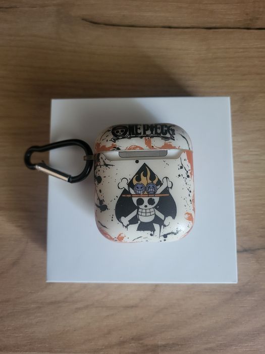 Продам наушники airpods 2