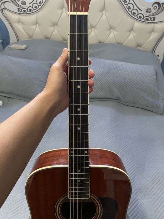 Гитара caraya  почти новая