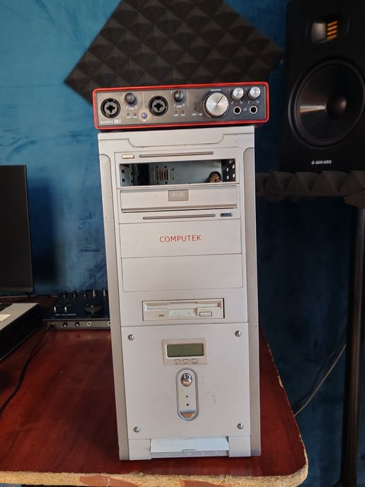 Kompyuter MAC va focusrite