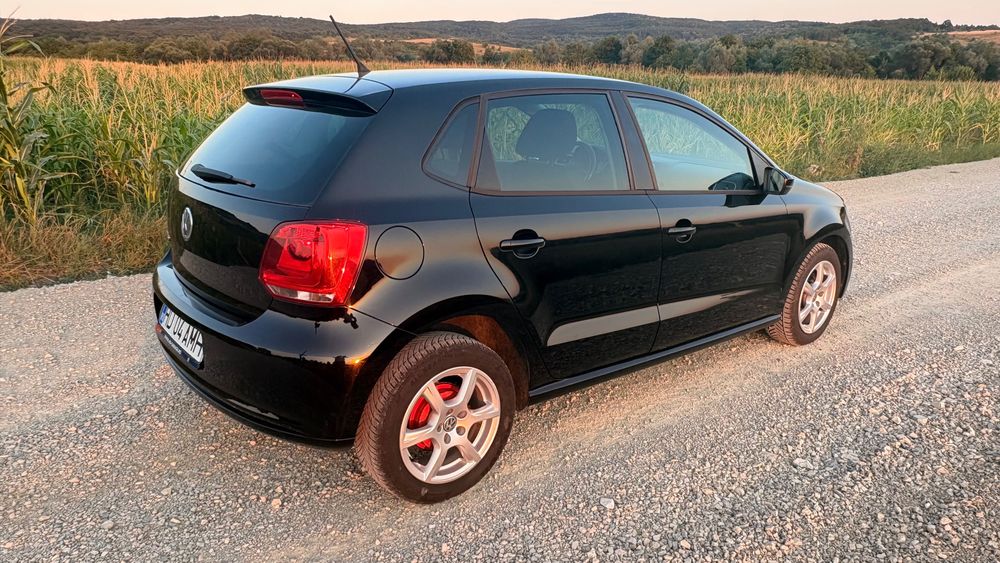 VOLKSWAGEN Polo 2010 — imagine 2