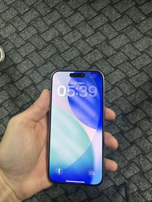 iPhone 15 pro 256gb