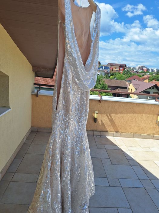 Rochie  de mireasaHouse of  Legendary S