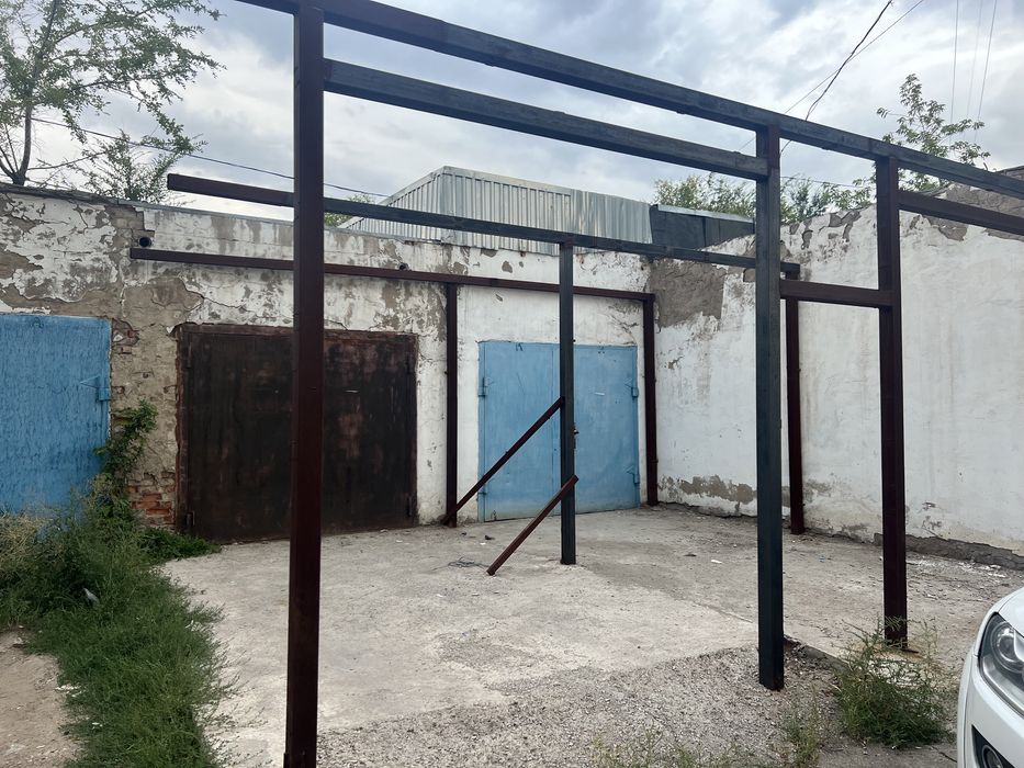 Гаражи под Дитейлинг