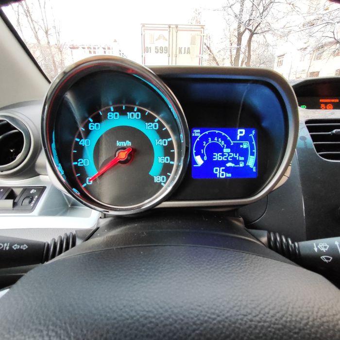 Продаю Spark 4 \2022  года