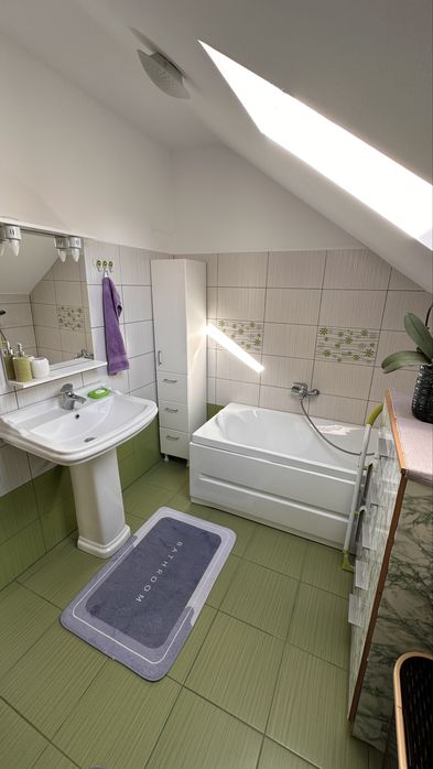 Casa Livezeni  100 mp ,teren 250 mp