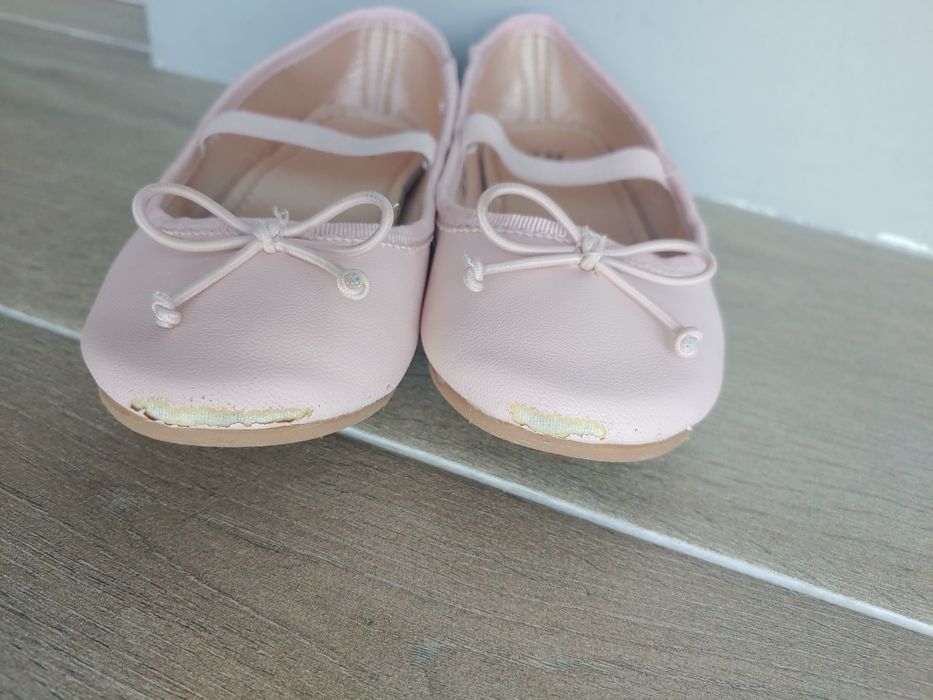 Отдам туфельки H&M