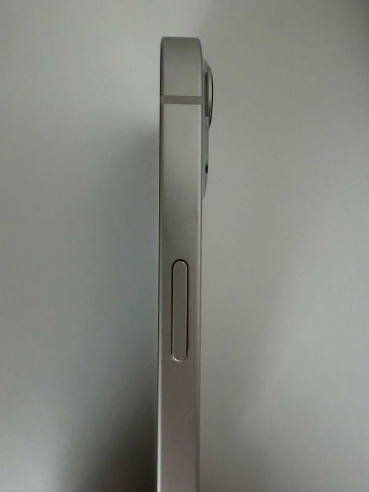 iPhone 13 128GB STARLIGHT stare foarte bună | liber de rețea