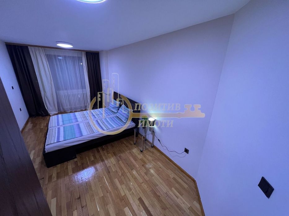 Дава се под наем Тристаен апартамент в София, Лозенец - 125 кв.м за 1350 € - Снимка #6