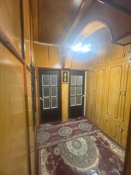 Алокада 5 хона 5 Етаж Квартира Сотилади !!