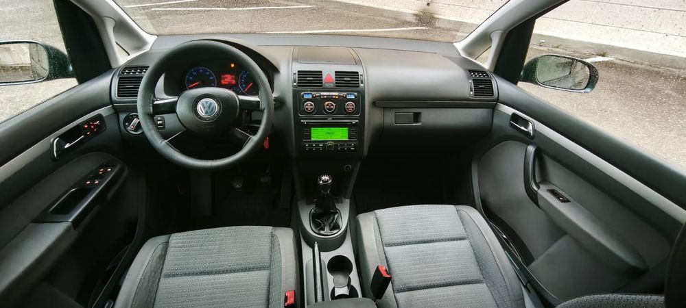 VOLKSWAGEN Touran 2005 — imagine 5