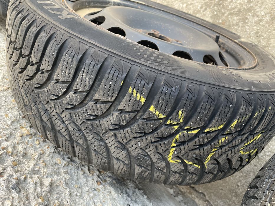 Зимни гуми с джанти 205/55/16