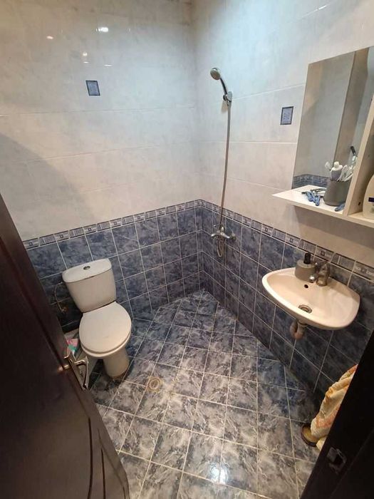 Двустаен апартамент в кв. Колю Фичето