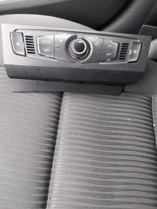 Panou comanda AC audi a4 b8 2008-2010