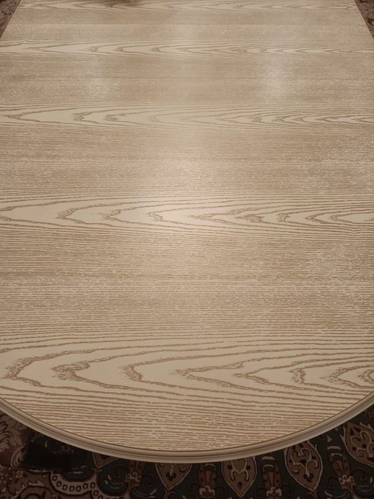 Стол со стульями, для гостиной или кухни