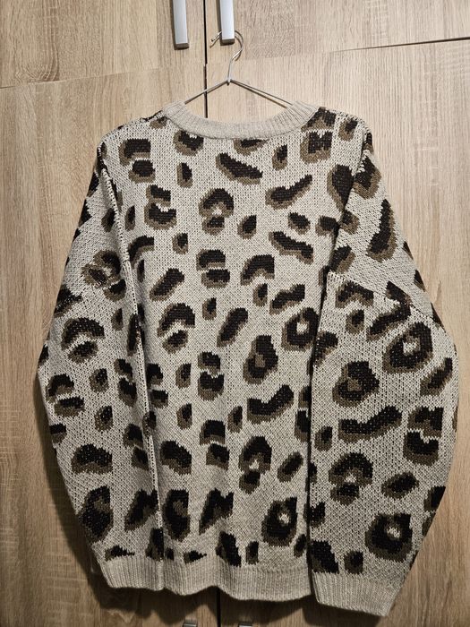 Pulover animal print