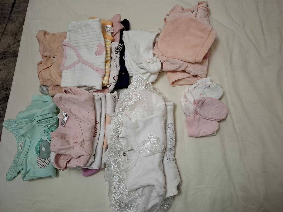 Лот дрехи за най-малките госпожици. 0-3 месеца, 56 р-р