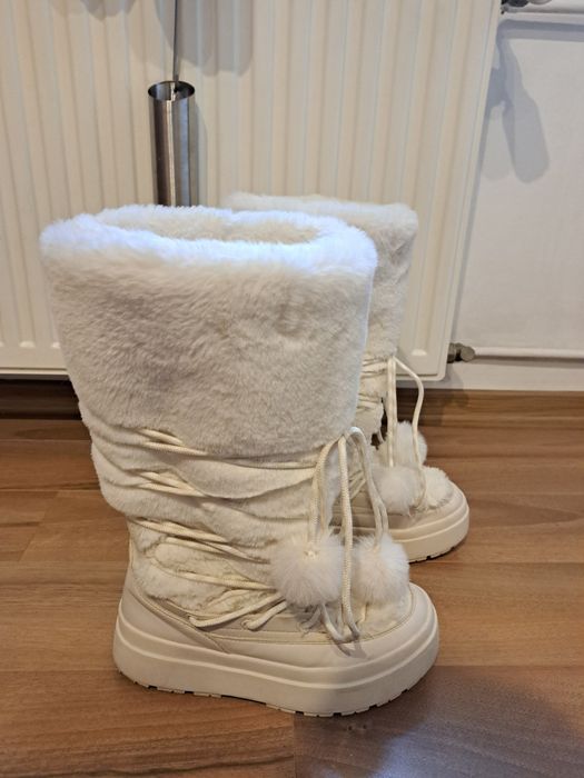 Cizme de iarna Bershka