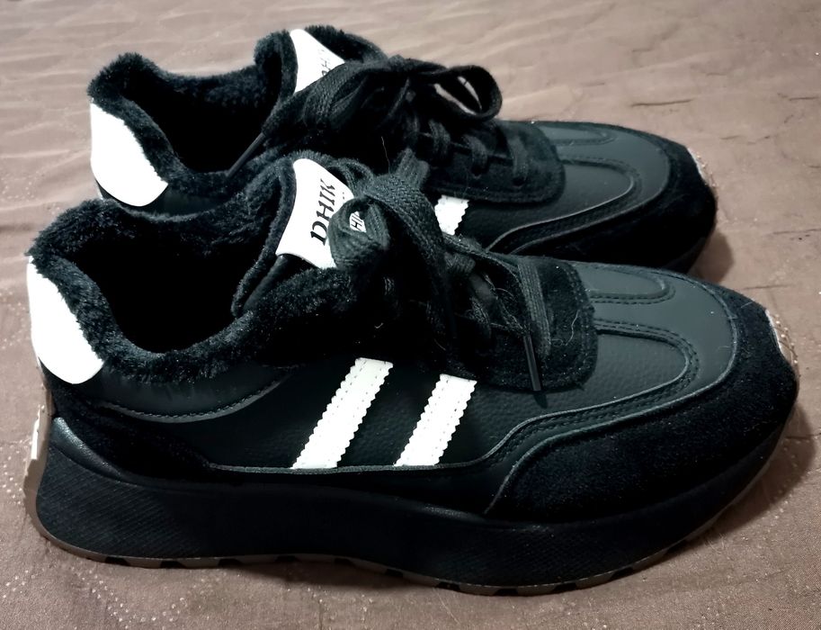 Pantofi sport femei nr 40 NOI