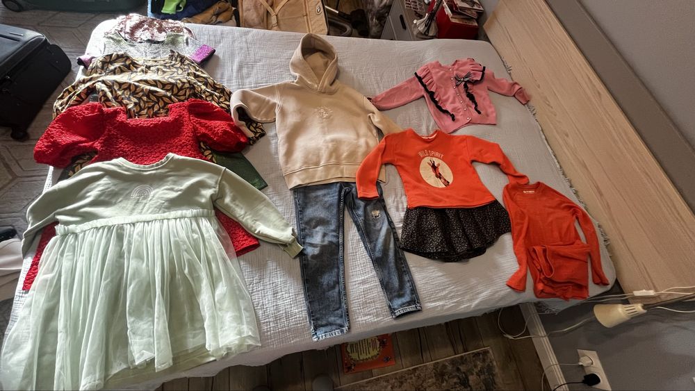 Пакет с одеждой для девочки