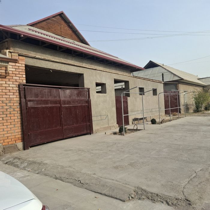 ДСК да ховли уй сотилади 8 сотих