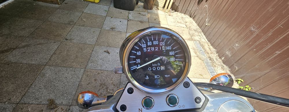 SUZUKI Marauder  800