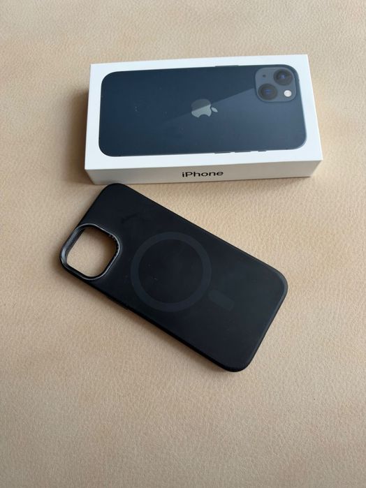 iPhone 13 128GB Midnight Blue