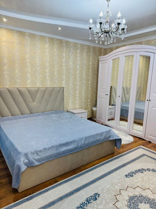 Продам спальный гарнитур