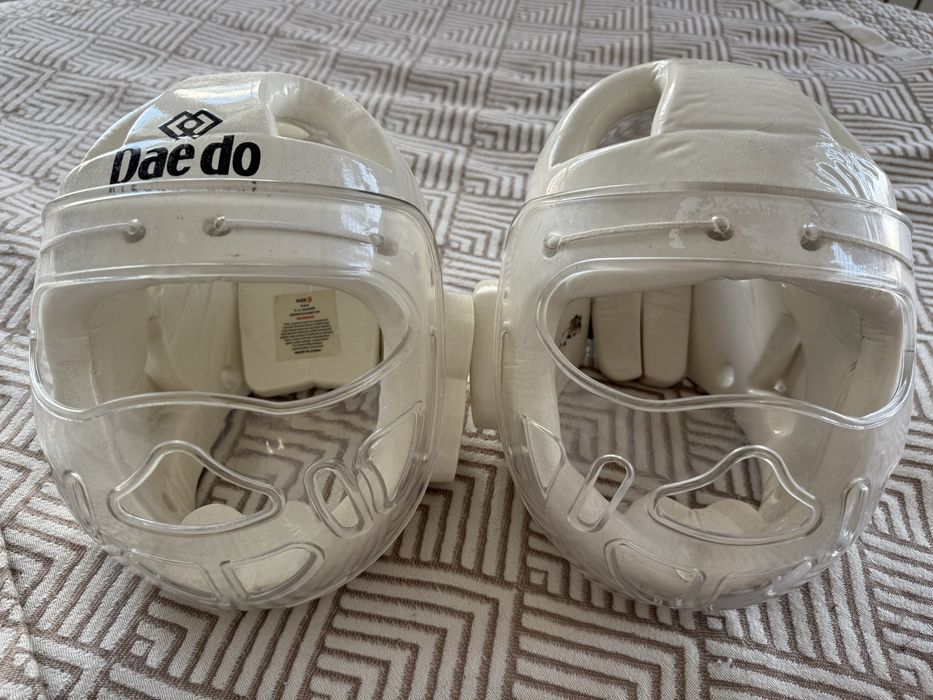 Шлем защита таеквондо