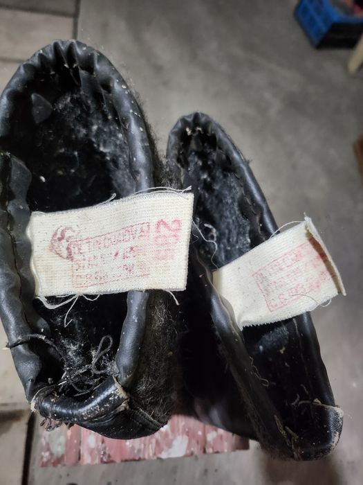 Cizme din piele și postav mărimea 43