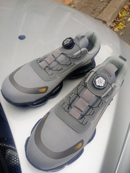 Нови Работни обувки