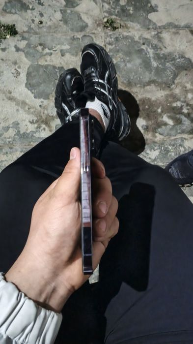 Продам Айфон 14 про