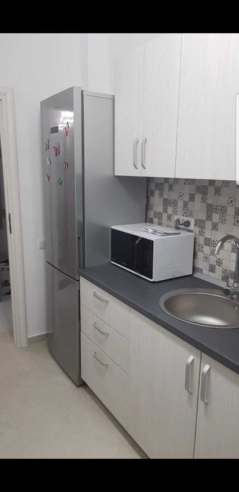 Inchiriez garsoniera