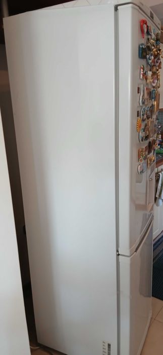 Супер Изгодно Хладилник с фризер Samsung RL-39WBSW ОБЩ ОБЕМ-345L.!!