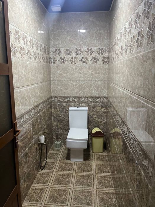 Uy hovli Yunusobod 5+2 sotix