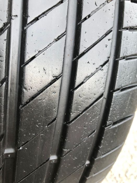 Продам срочно резину