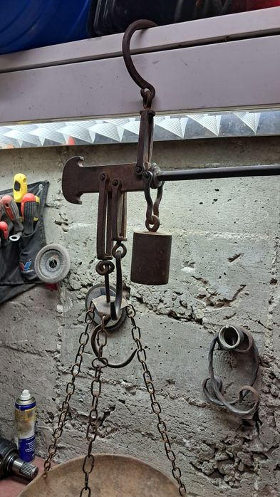 Стар кантар 100г.