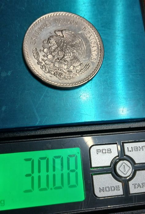 Голяма сребърна монета.