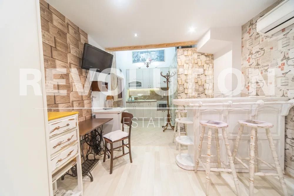 Едностаен апартамент в Центъра на Варна!