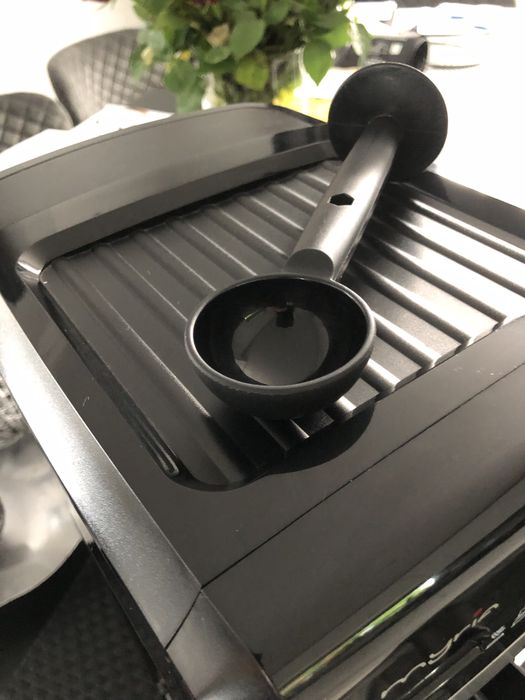 Espressor manual MYRIA MY4119, 1.5l, 1050W, 15 bar, negru