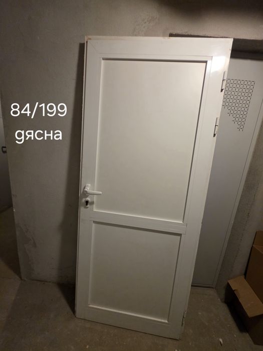Алуминиеви врати
