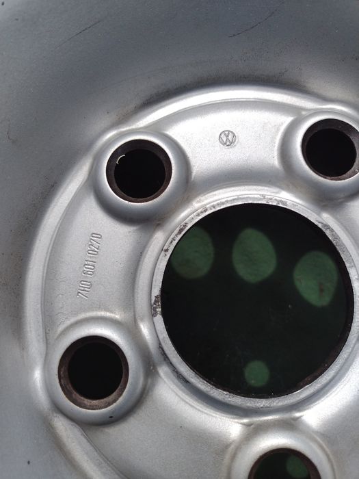 Перфектни 16-5х120 ЕТ51 6.5j Фолксваген Т5