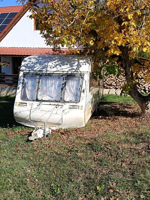 Rulotă in stare foarte bună