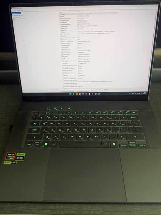 ASUS ROG Zephyrus G16 Ryzen AI 9 HX 370