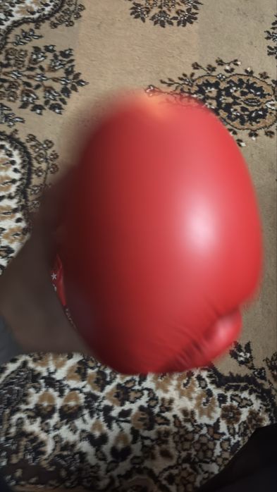 перчатки боксерские Velo 12 размера