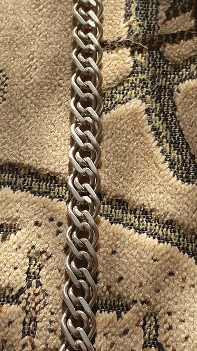 Продам браслет серебро